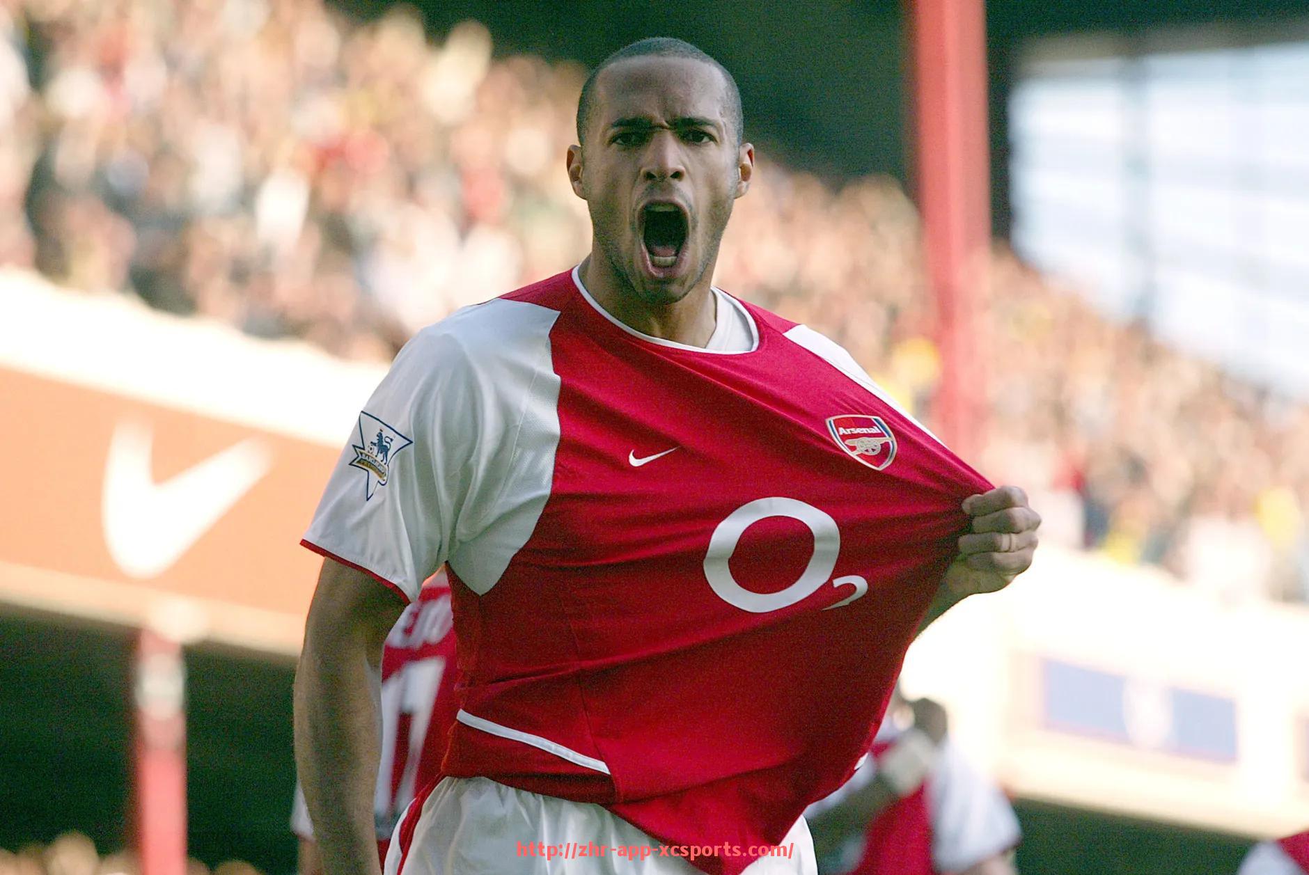 杏彩体育-李楠加盟CBA球足球队：从篮球到足球的跨界之旅